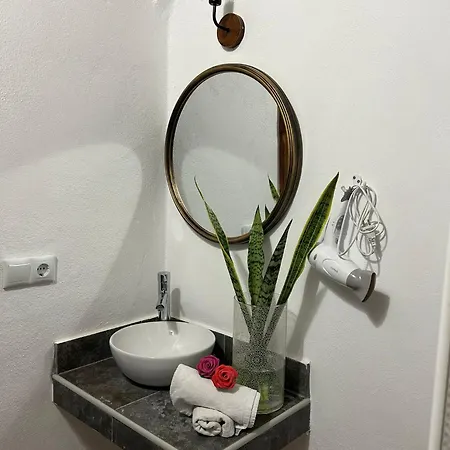 Tradicional Casa Canaria Con Piscina Y Vistas Al Teide * Icod De Los Vinos