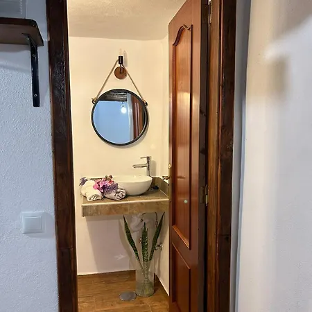 Tradicional Casa Canaria Con Piscina Y Vistas Al Teide